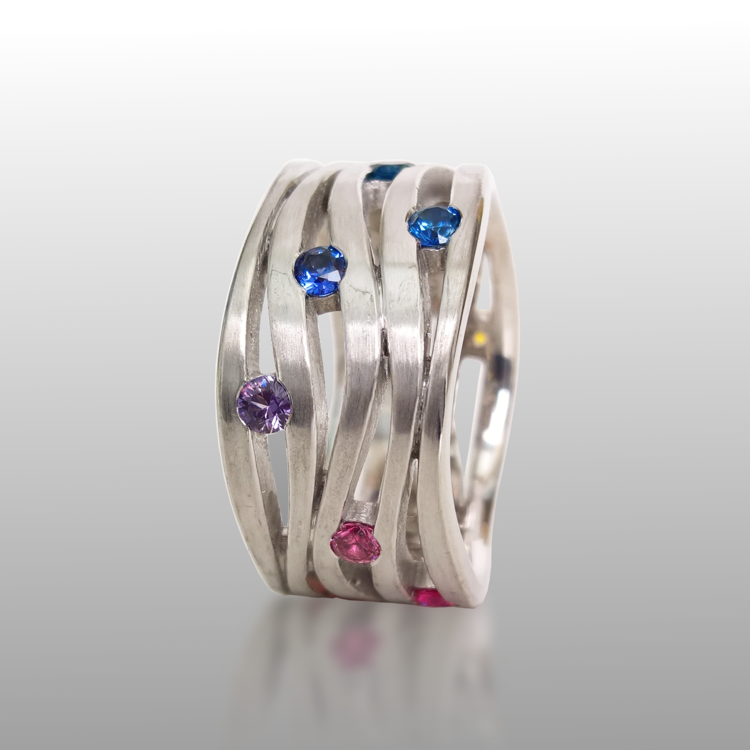 Sapphire Ring in 18k gold and platinum
